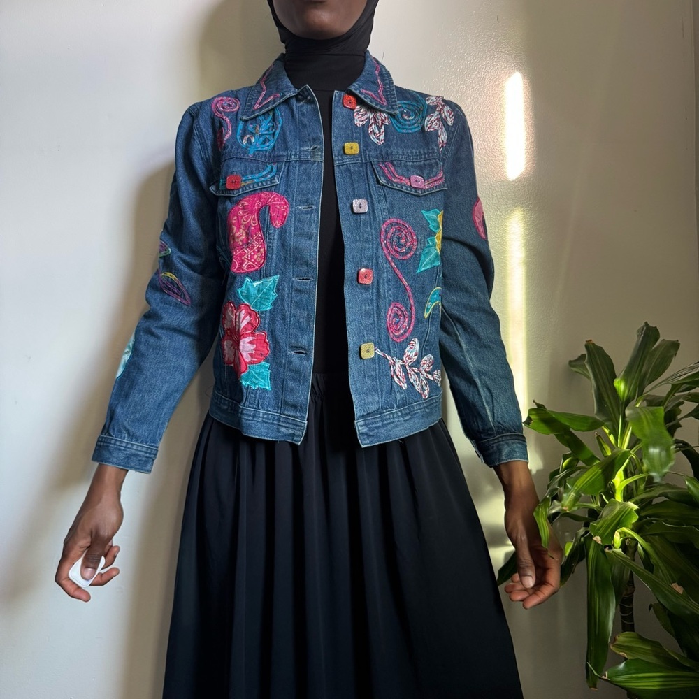 Vintage button down long sleeves floral‎ denim shirt